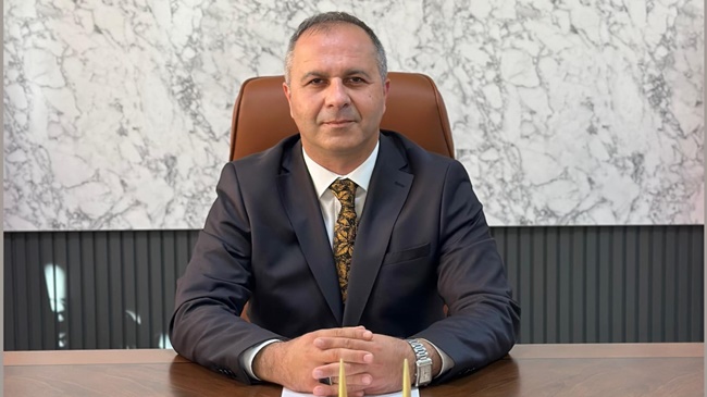 CUMHURİYET, TÜRK MİLLETİNİN  ONURU VE VARLIK YEMİNİDİR